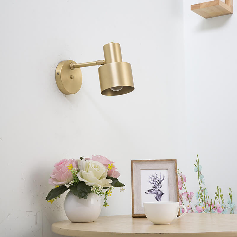 Lámpara de pared moderna minimalista de metal dorado