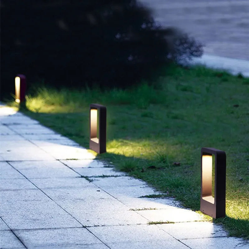 HydroShine - Waterproof LED Grass Lamp