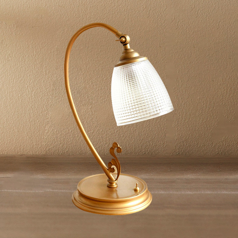 VintageGlow – Golden Retro Metal Table Lamp for Living Room & Office