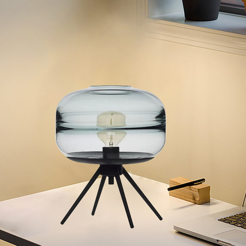 GlassLuxe – Lámpara de mesa moderna de cuatro patas con diseño elegante