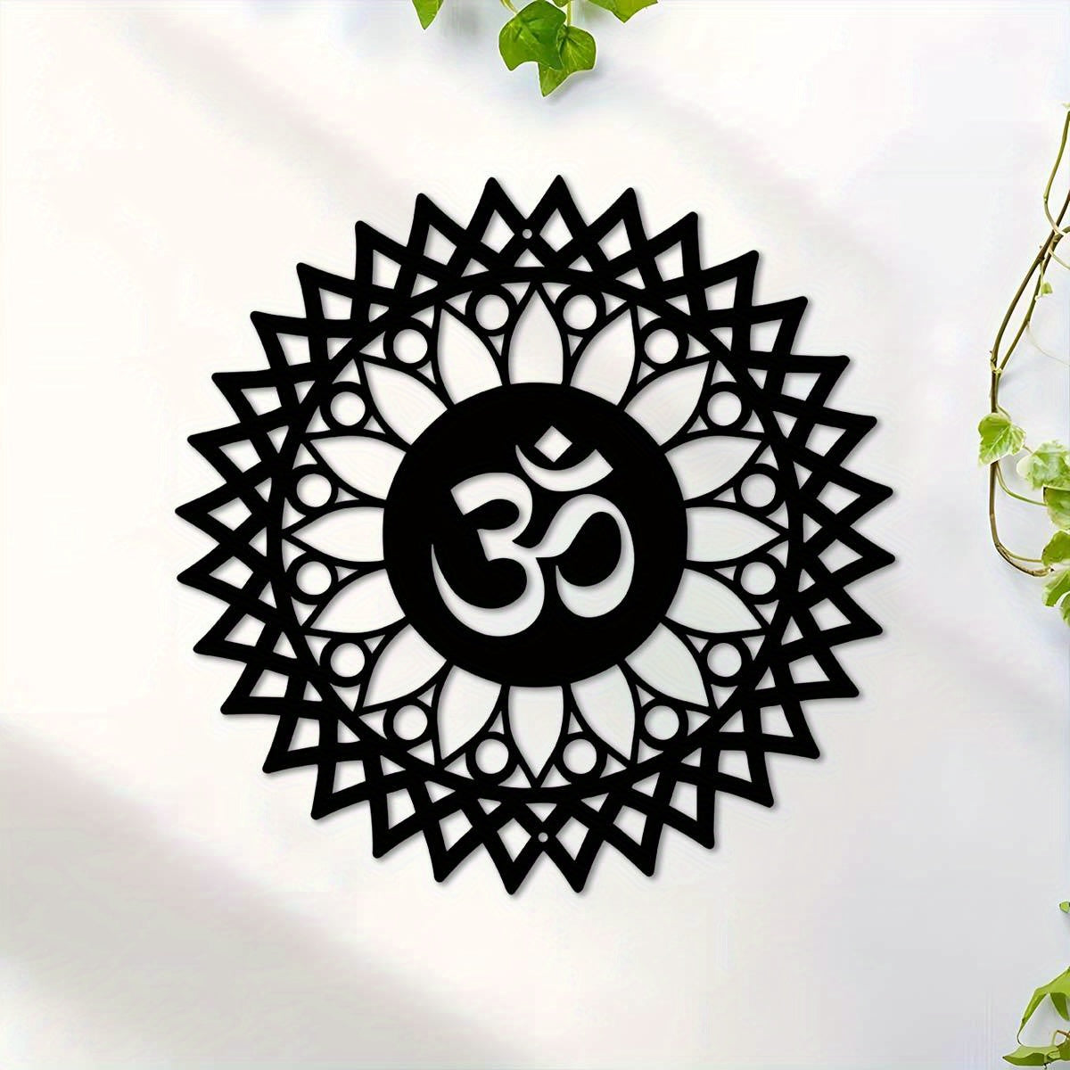 MandalaDecor - 30,0 cm metalen om-symbool
