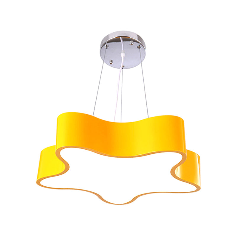 Lampada LED per bambini sospesa con paralume in acrilico a forma di stella, finitura rosso/verde/giallo