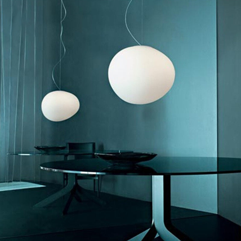 LuxeGlow - Lampada a Sospensione per Sala da Pranzo con Ciottoli Fluttuanti in Plastica di Alta Qualità con 1 Lampada