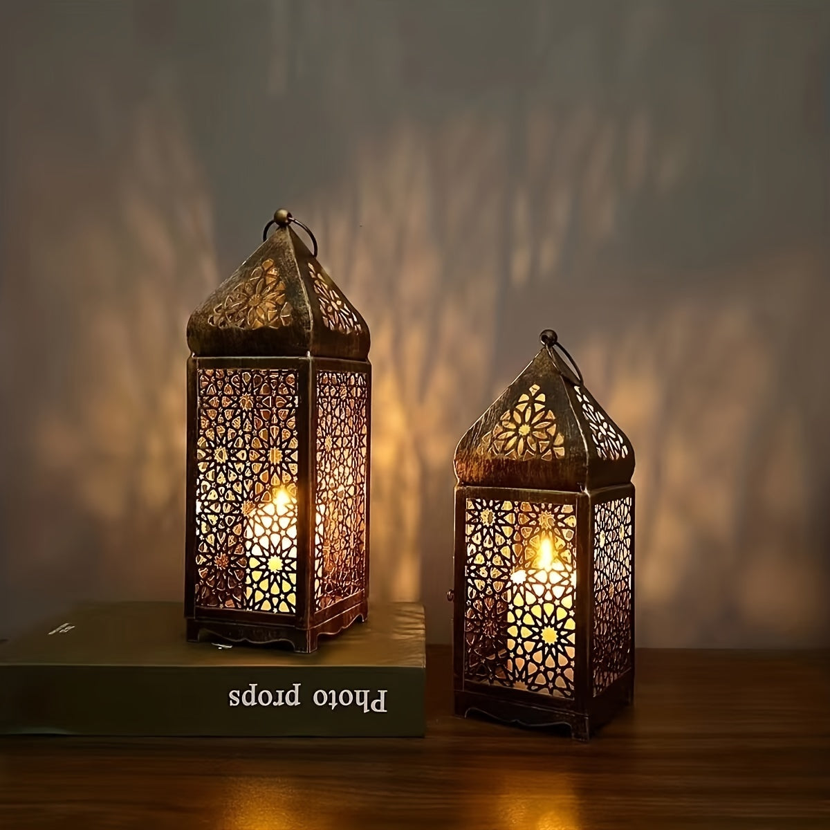 Iron Vintage Lantern Candle Holder - Creative Table Decoration for Halloween