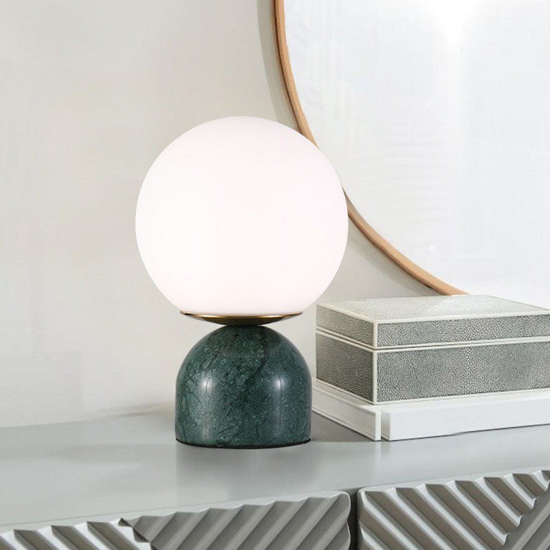 NordicGlow - Lámpara de mesa moderna con base de mármol y bola de cristal