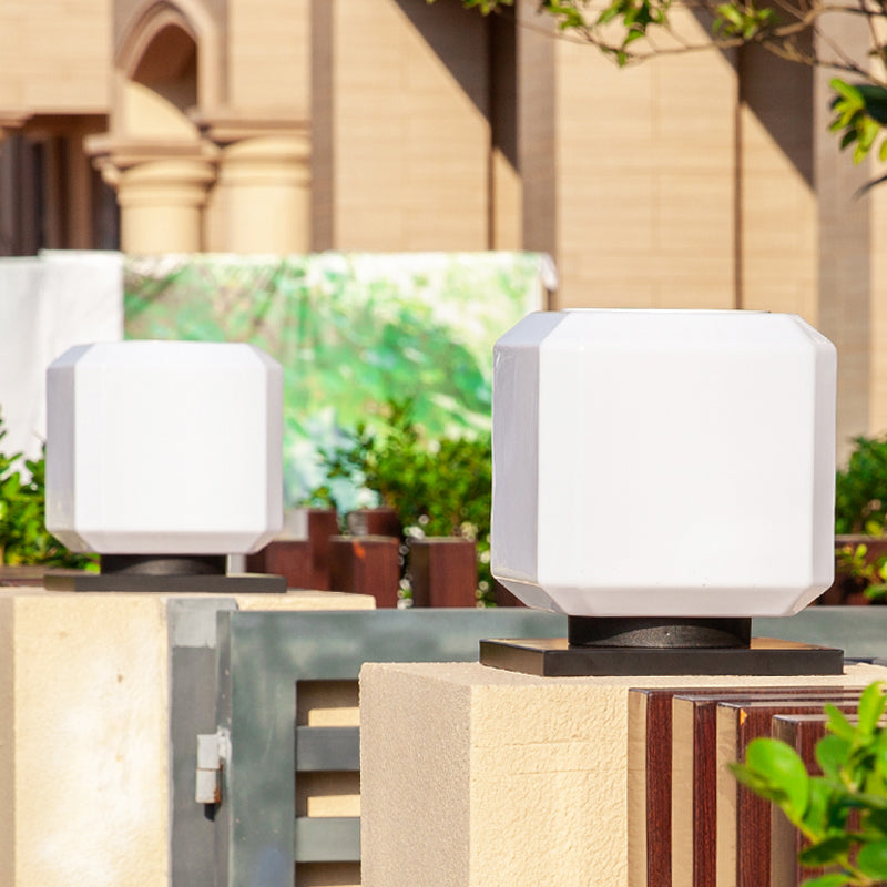 Acrylic Cube-Shaped Street Lamp - White Solar LED Post Lamp for the Garden