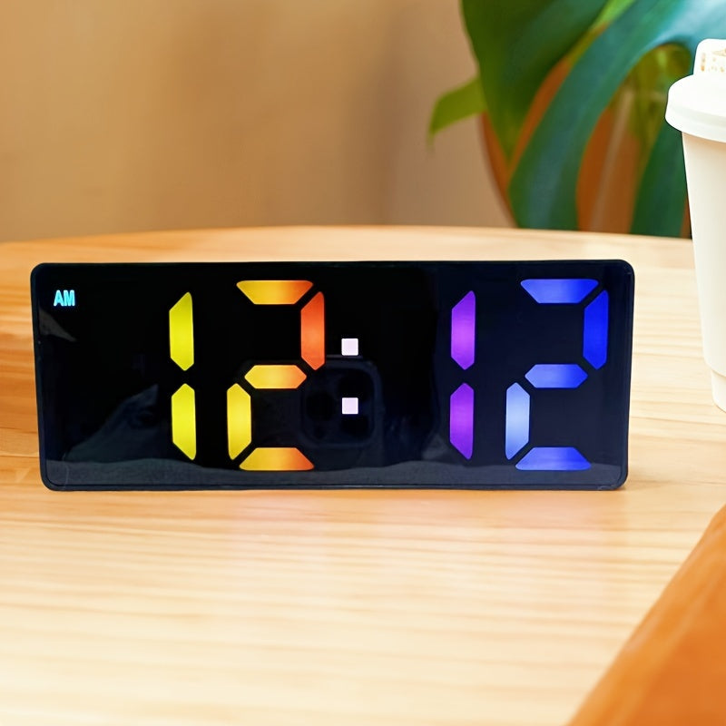 DigiTime - Moderne LED Wekker met Datumweergave en Instelbare Helderheid