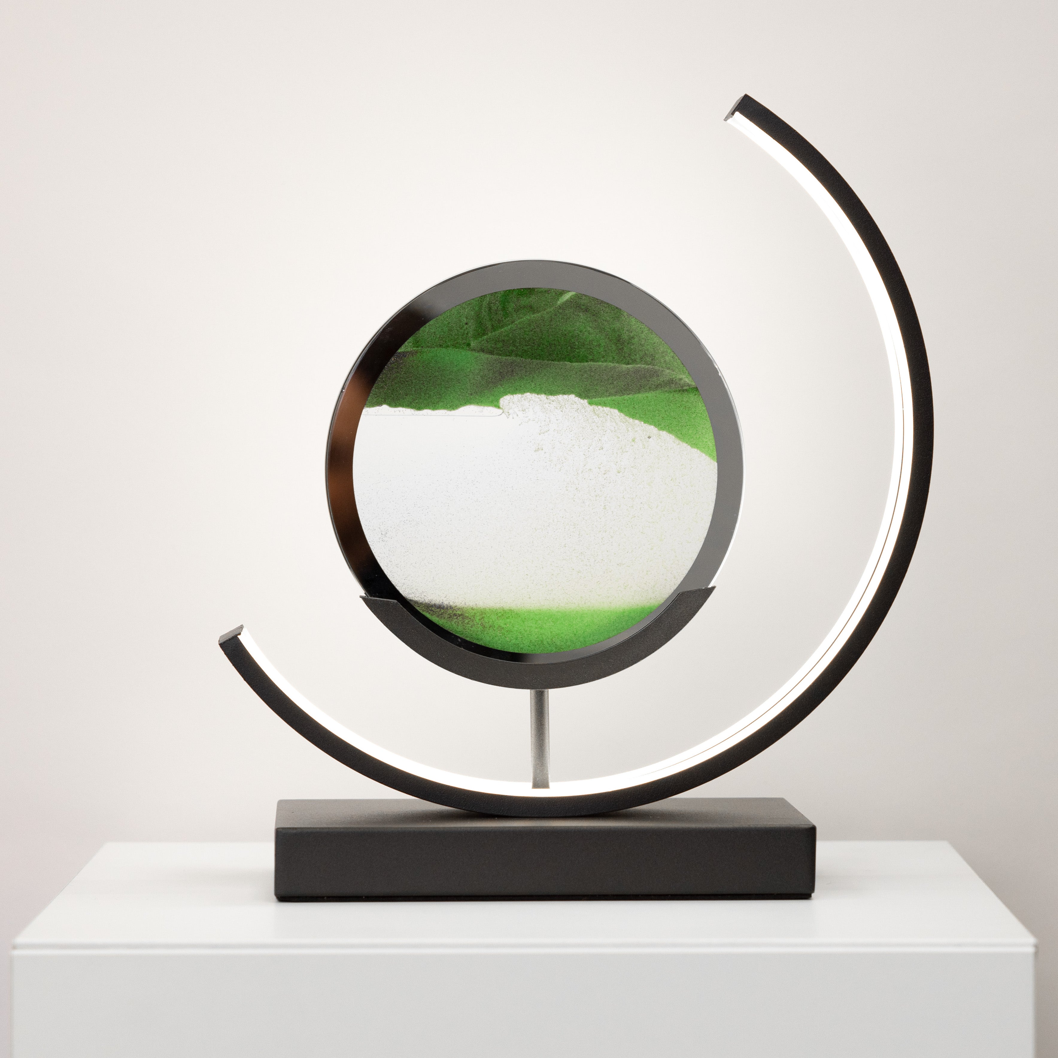 Lámpara de mesa atemporal - Iluminación minimalista