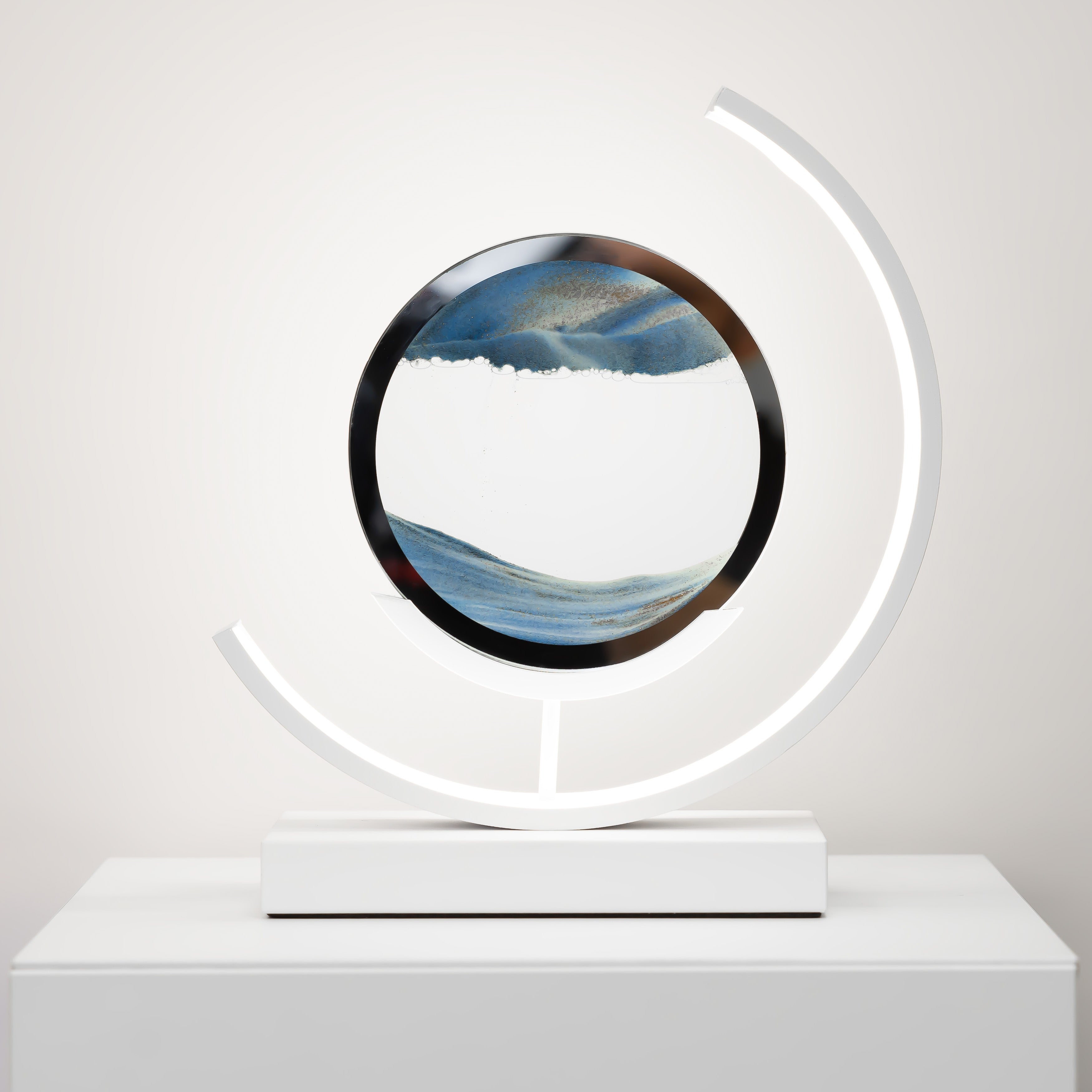 Lámpara de mesa atemporal - Iluminación minimalista