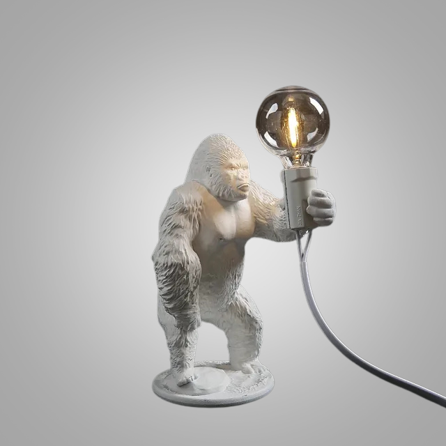 GorillaLux - Unieke Gorilla Tafellamp | Moderne Dierenlamp met Warme LED Verlichting