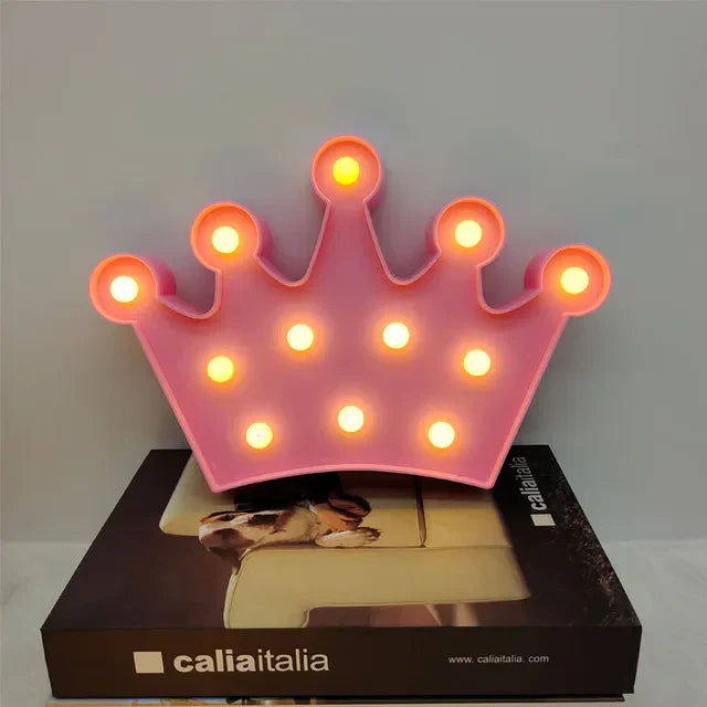 RoyalGlow - LED Kroon Nachtlampje voor Kinderkamer – Warm Licht, Draadloos en Sfeervol