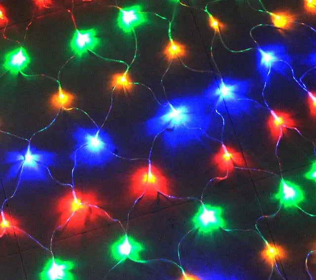 SolarGlow - LED Net Light Strings on Solar Energy – Energy-Efficient Outdoor Lighting for Gardens & Terraces