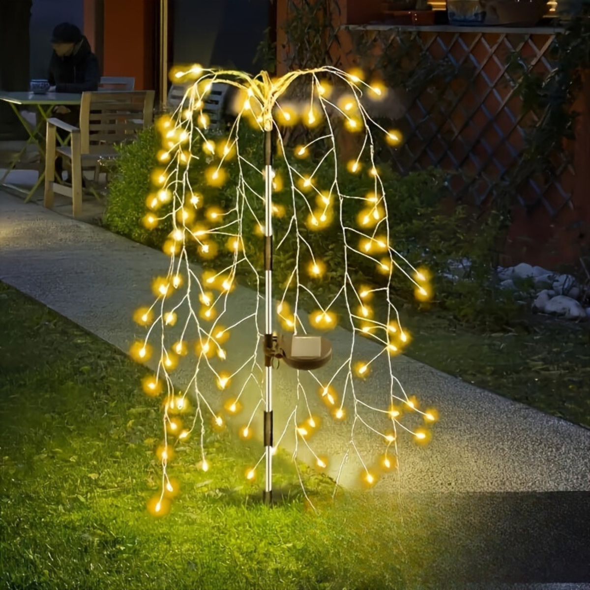 SolarGlimmer - Fireworks LED Garden Lamp on Solar Energy with 8 Light Modes