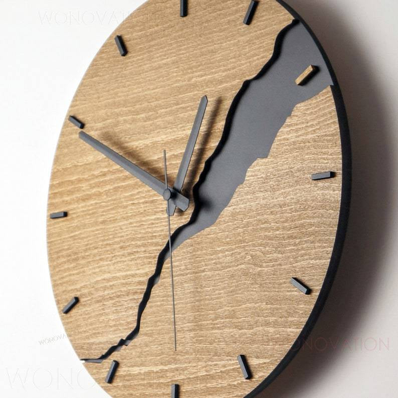 Orologio di Lusso in Legno - Stile e Eleganza