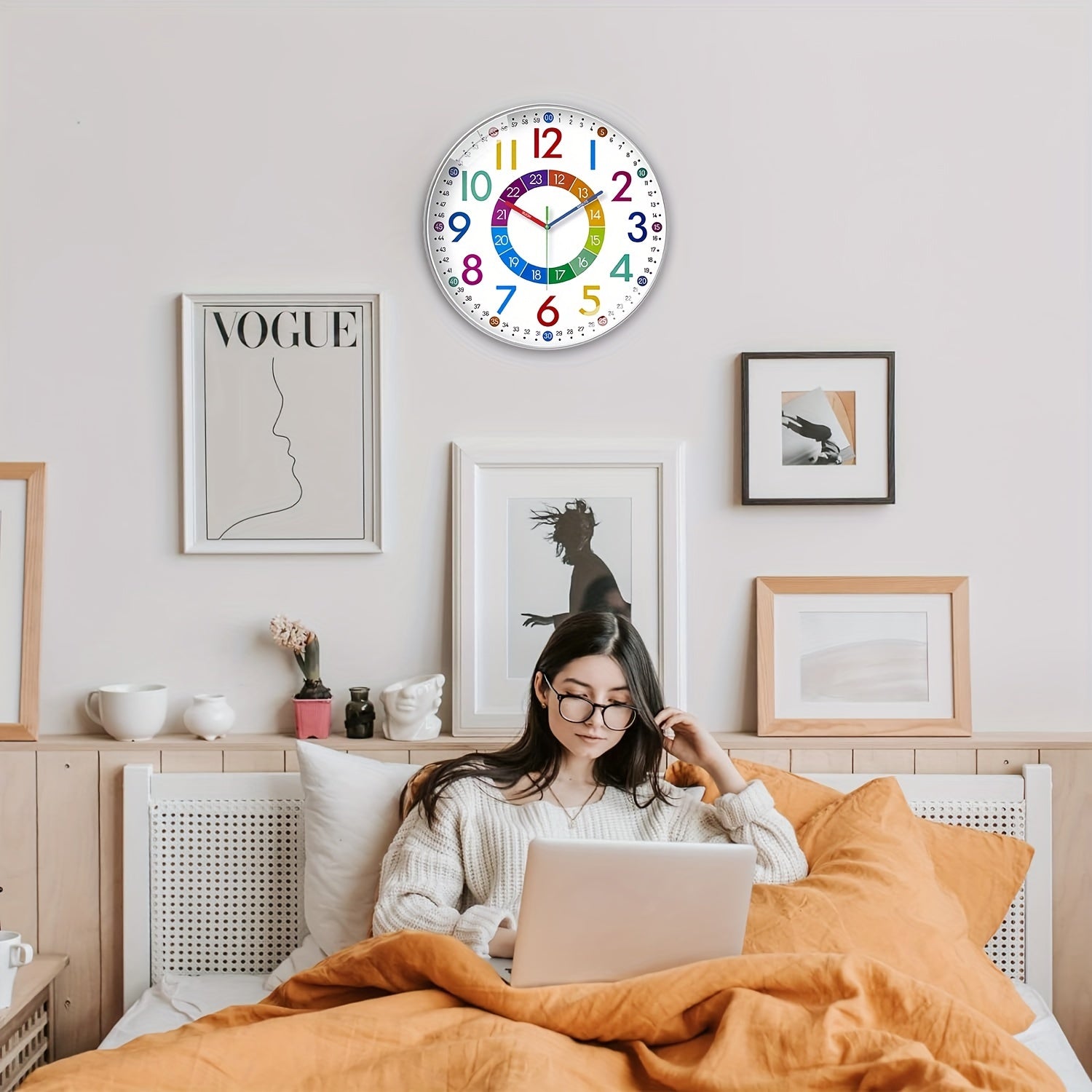 Reloj de Pared Educativo Silencioso con Manecillas Coloridas