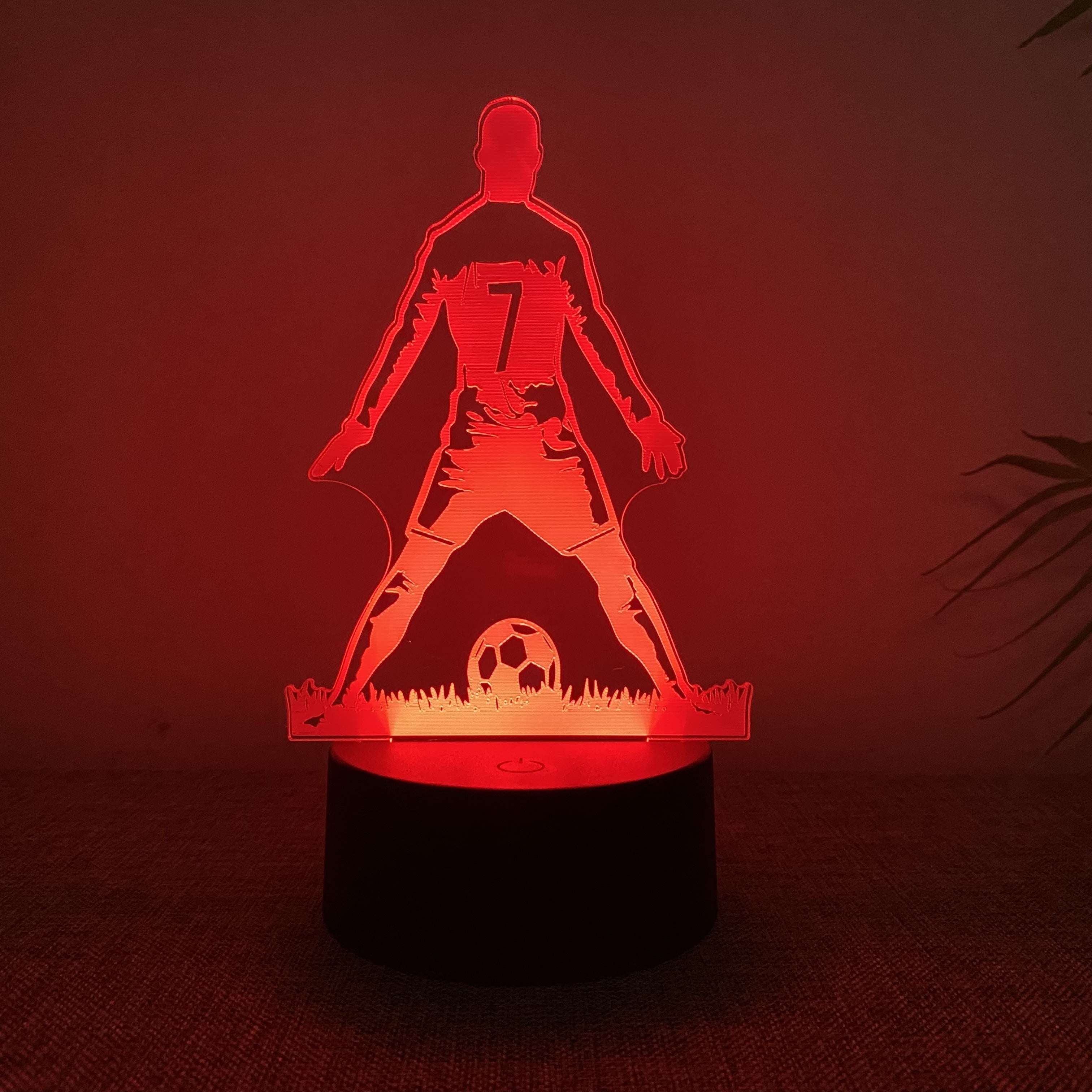 SportGlow - Candeeiro Noturno LED 3D Jogador de Futebol com Mudança de Cor