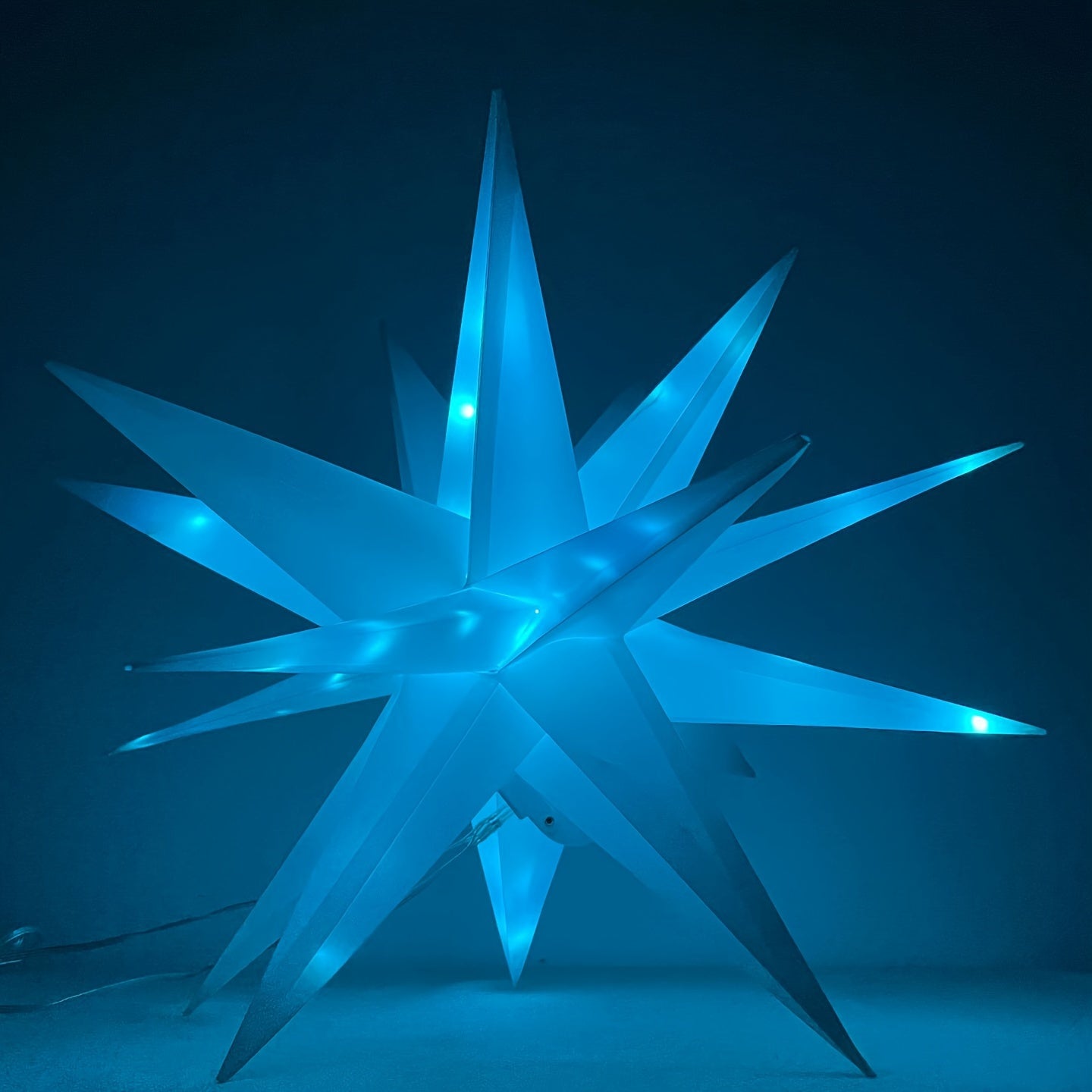 SmartGlow - Wireless LED RGB Night Light with Music Synchronization and USB