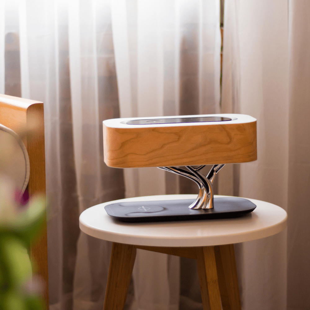 LumeFusion - Moderne Tafellamp met Draadloos Opladen en Bluetooth Speakers