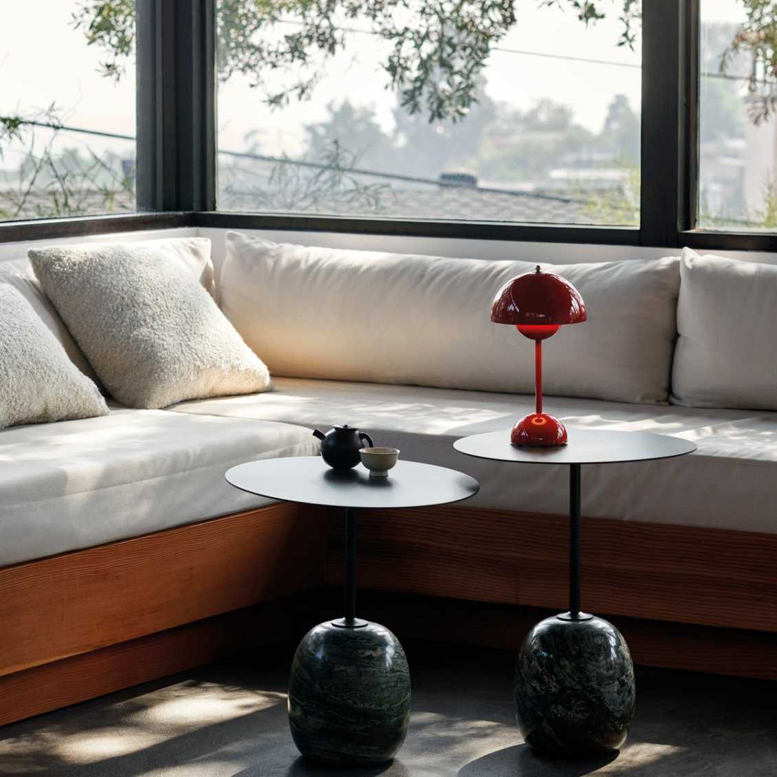 SolarFlare - Lampada da tavolo a LED per un interno accogliente