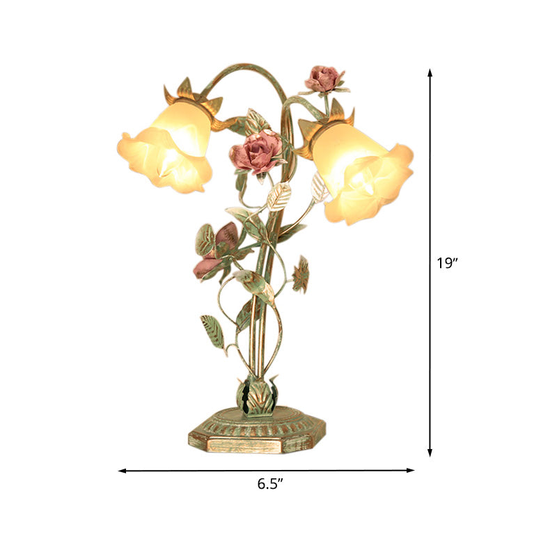 Lámpara de mesa Flor Verde - Iluminación para dormitorio estilo Shabby Chic