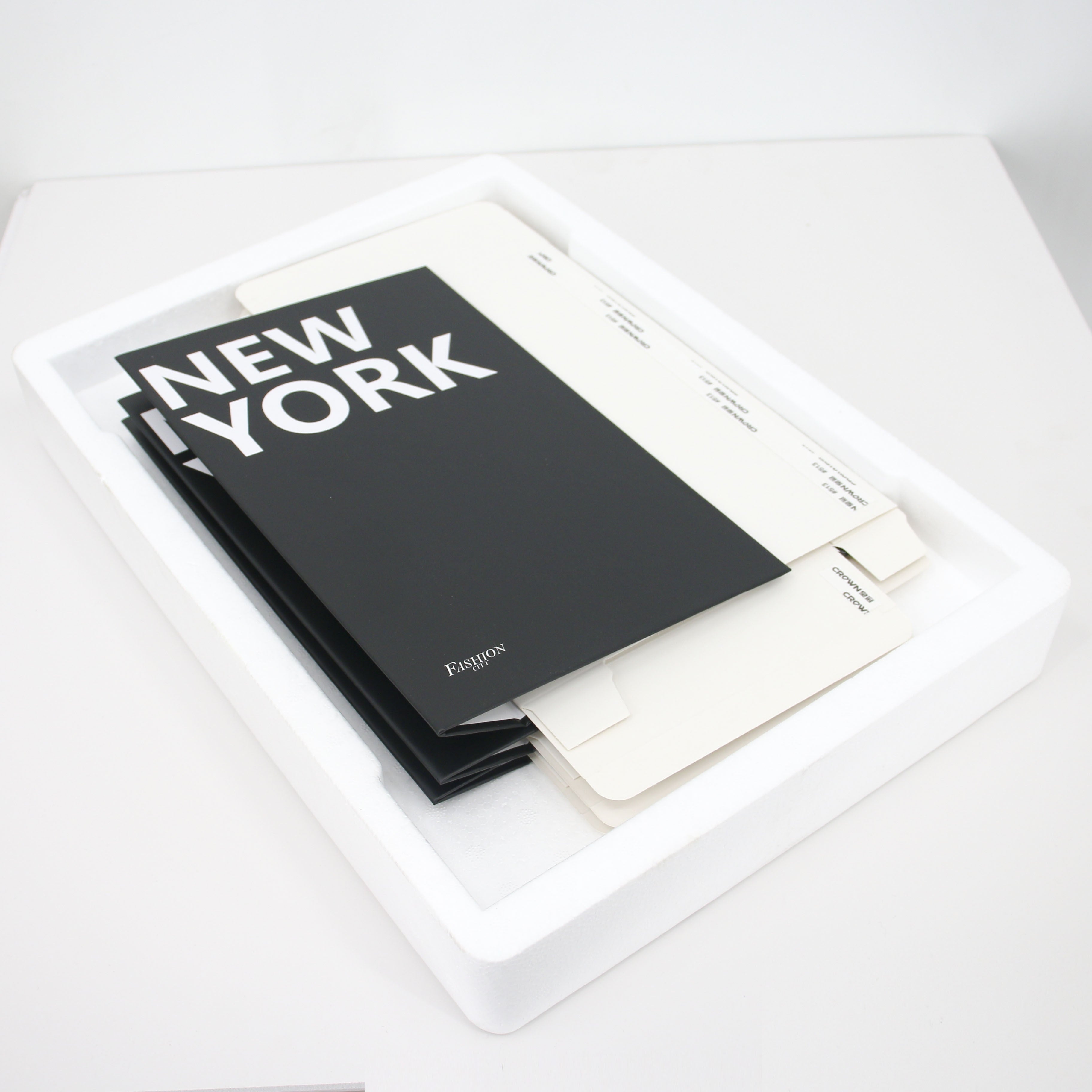 CityScape - Set di 12 Libri Finti Pieghevoli - Decorazioni Realistiche di Paesaggi Urbani per Casa e Ufficio