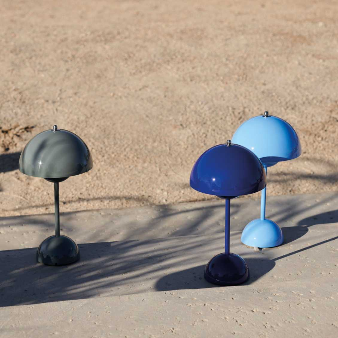 SolarFlare - Lampada da tavolo a LED per un interno accogliente