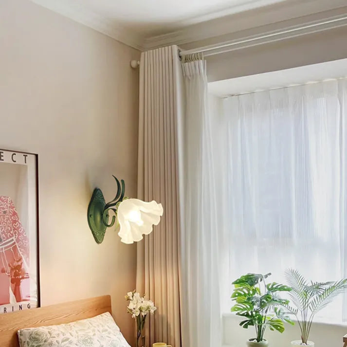 LilyGlow – Wall Lamp with Floral Design