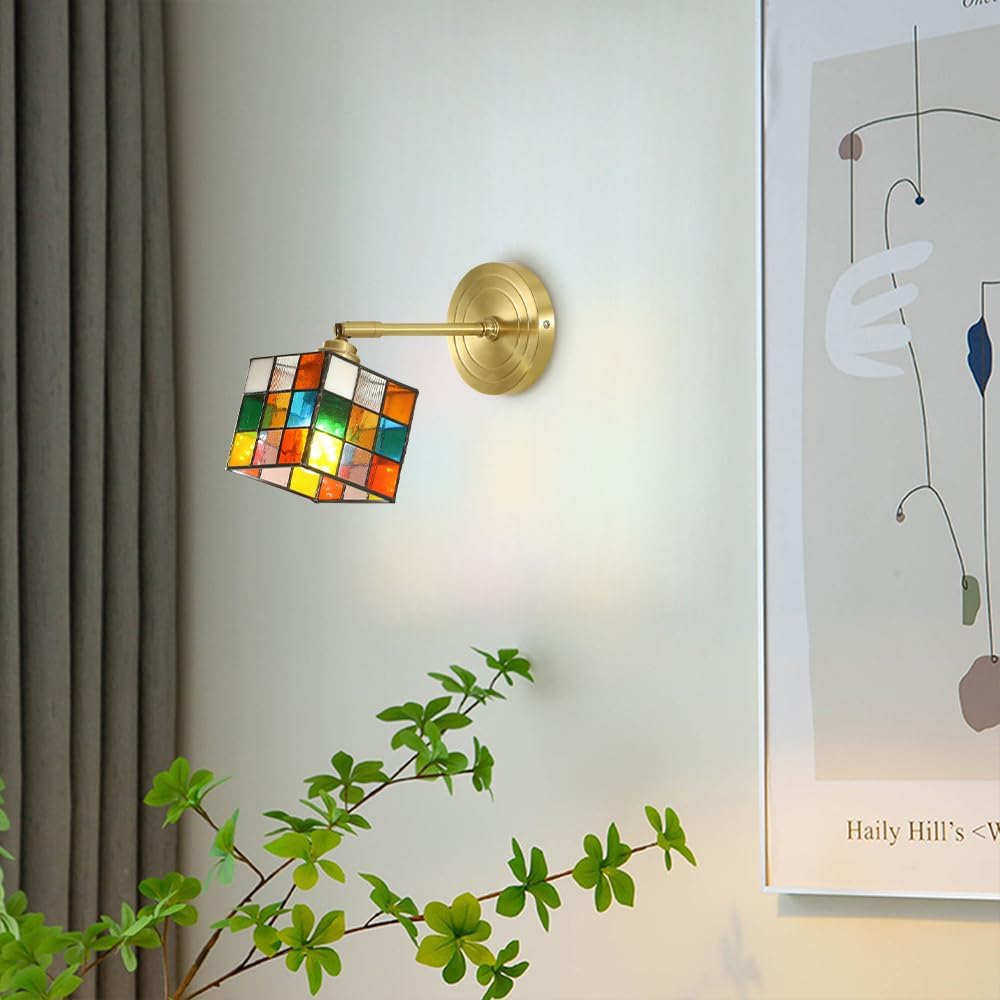 FlexiGlow - Lámpara de Pared Moderna con Diseño de Cubo de Cristal – Ajustable y Ahorra Espacio