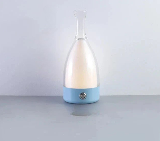 LuxeGlow - Moderne Fles Tafellamp met Dimbare LED Verlichting