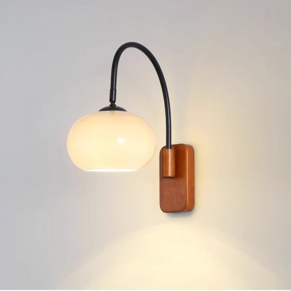 BauhausGlow – Draaibare Bauhaus Wandlamp met Khaki Glas
