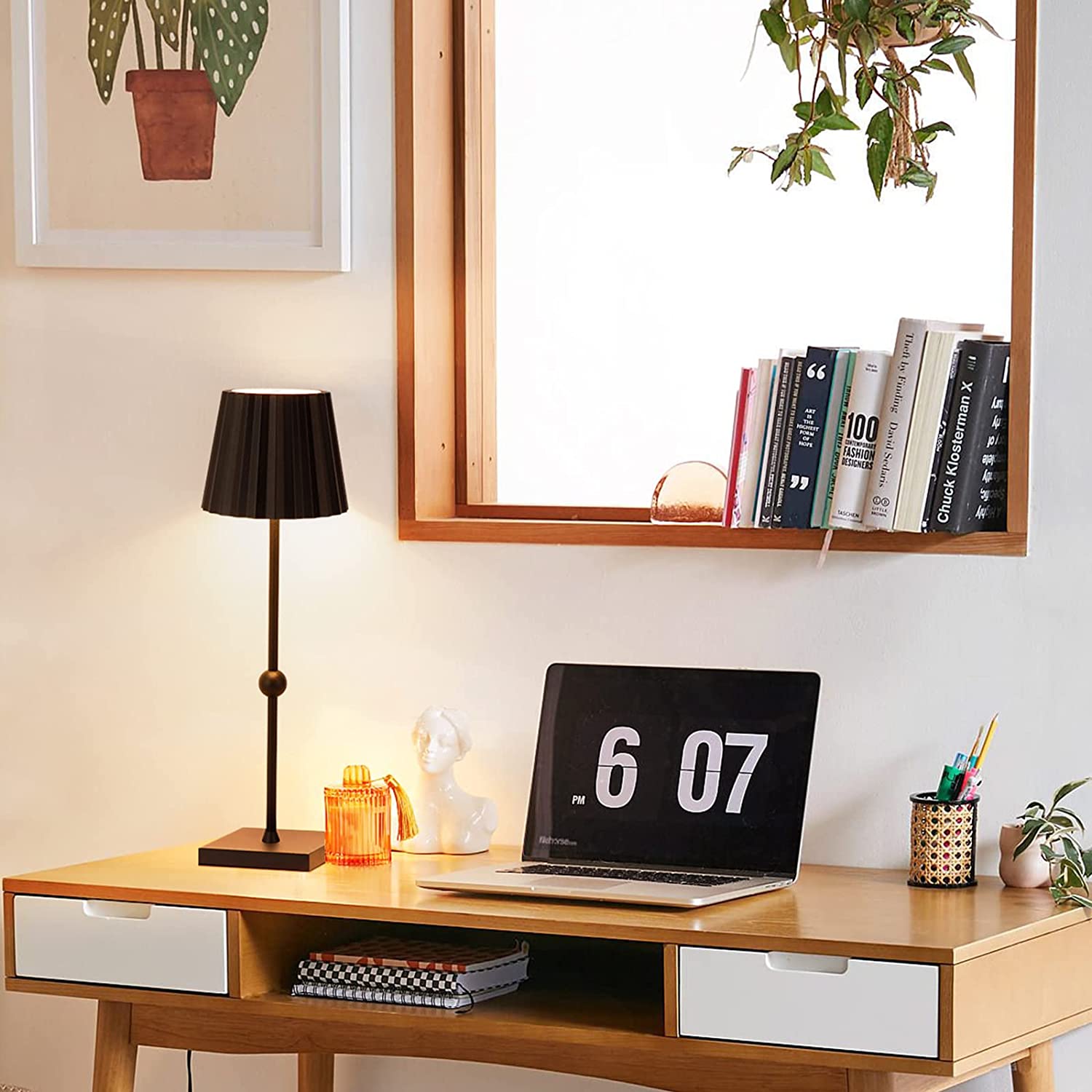 Lámpara de mesa inalámbrica con LED regulables sin escalones