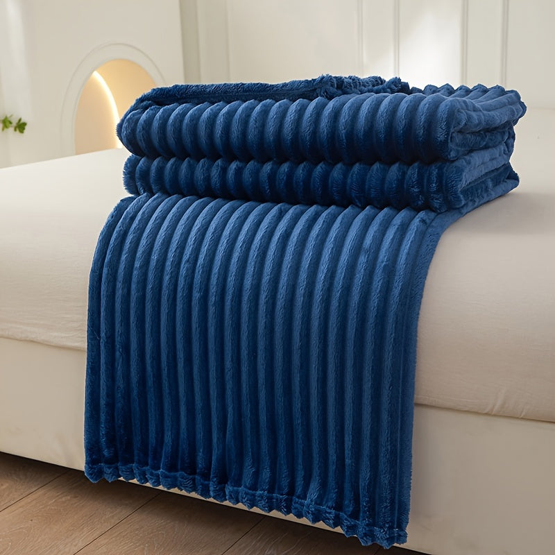 Thickened Striped Plush Blanket - Soft and Skin-friendly Sofa Blanket, Multi-functional Nap Blanket