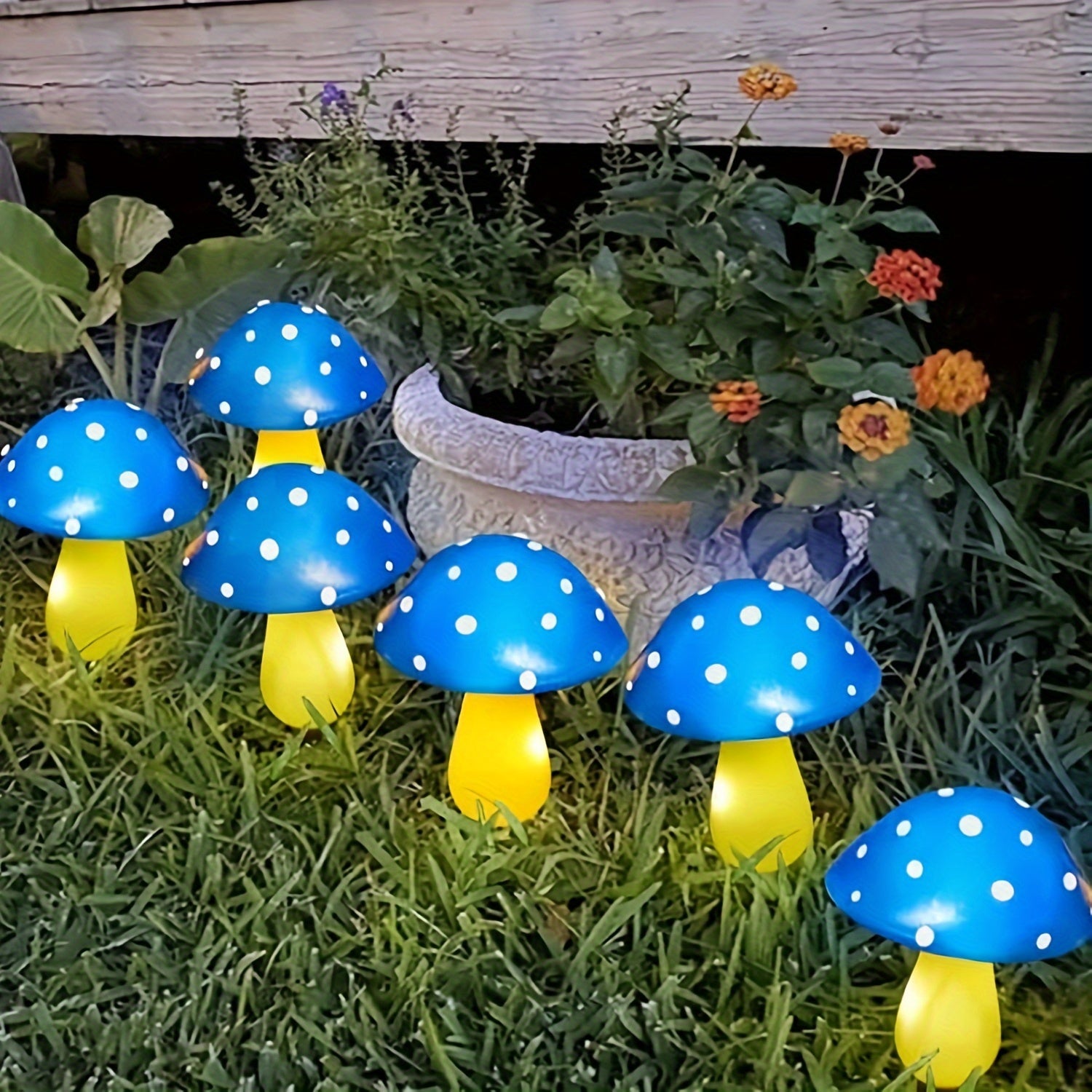 SolarGlow - Solar Mushroom Garden Lamps with 8 Modes, Energy-Saving Decorative Outdoor Lighting