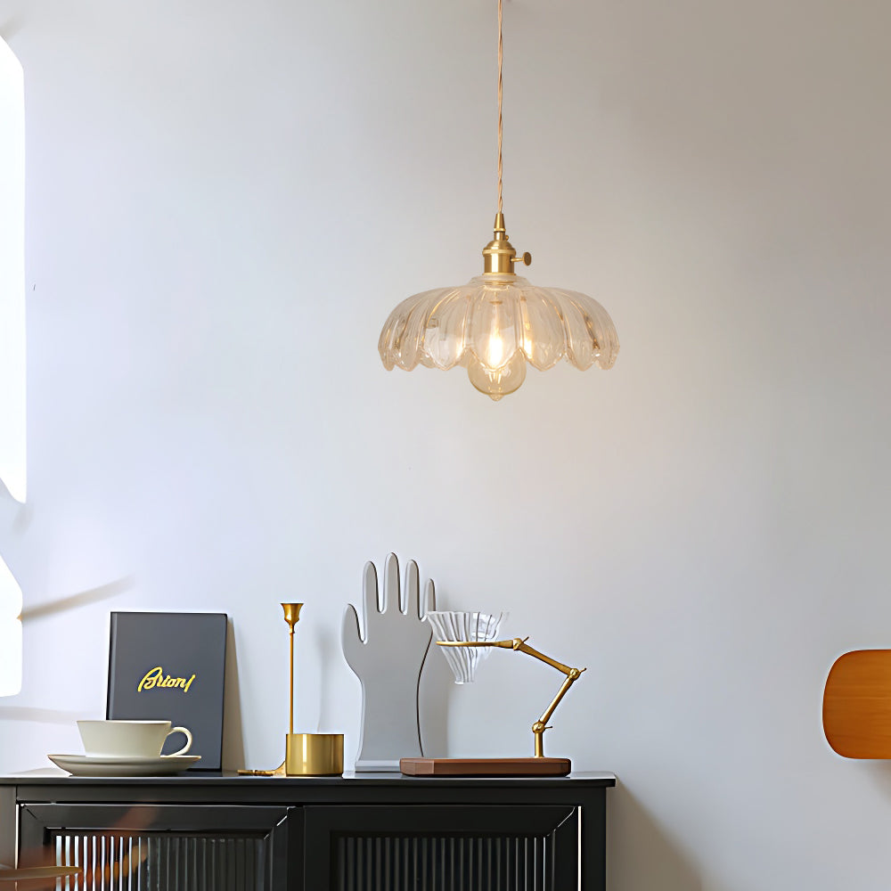 BrassBloom - Vintage Hanglamp van Glas en Messing voor Woonkamer en Eetkamer