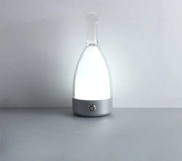 LuxeGlow - Moderne Fles Tafellamp met Dimbare LED Verlichting