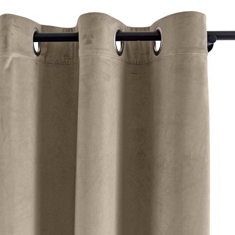 Folora Curtain Give Your Interior a Luxurious and Warm Appearance