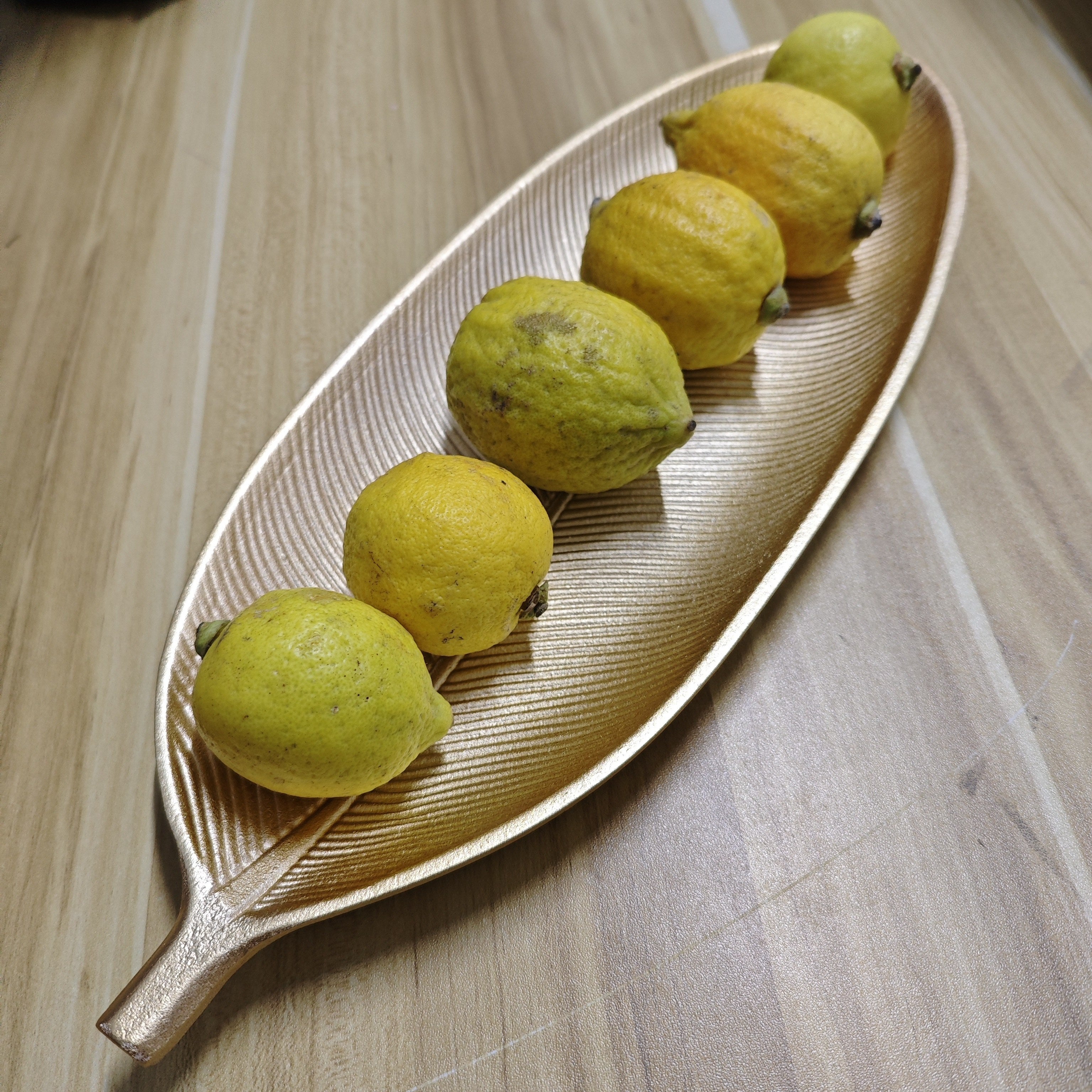 LeafWood - Vassoio in Legno Antico a Forma di Foglia | Vassoio per Gioielli e Chiavi