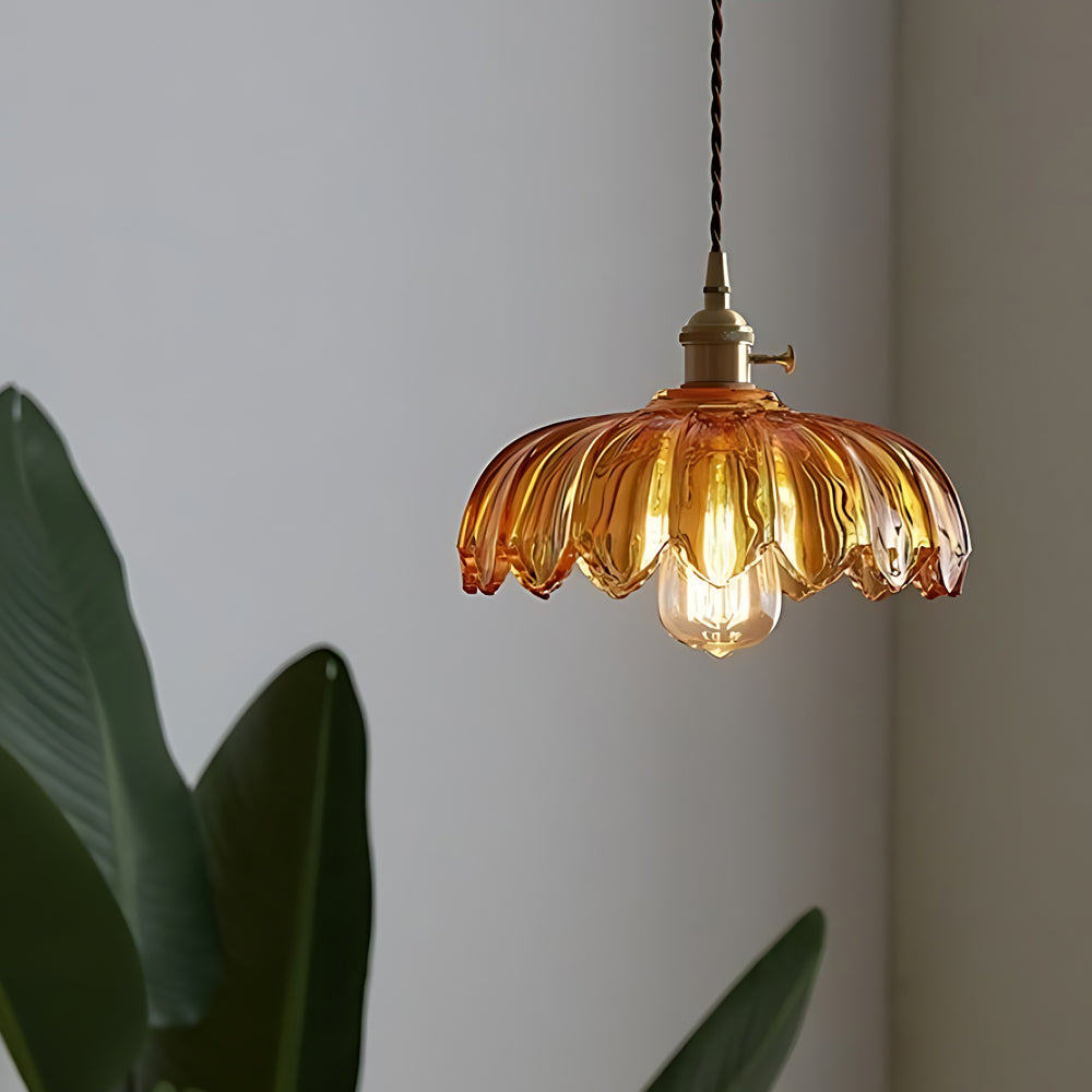 BrassBloom - Vintage Hanglamp van Glas en Messing voor Woonkamer en Eetkamer