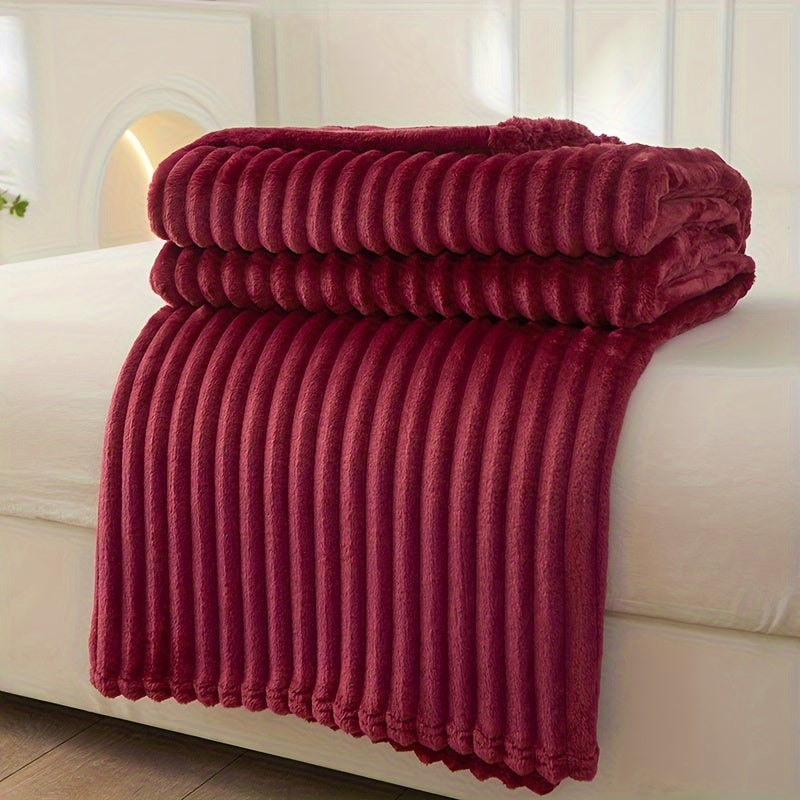 Thickened Striped Plush Blanket - Soft and Skin-friendly Sofa Blanket, Multi-functional Nap Blanket
