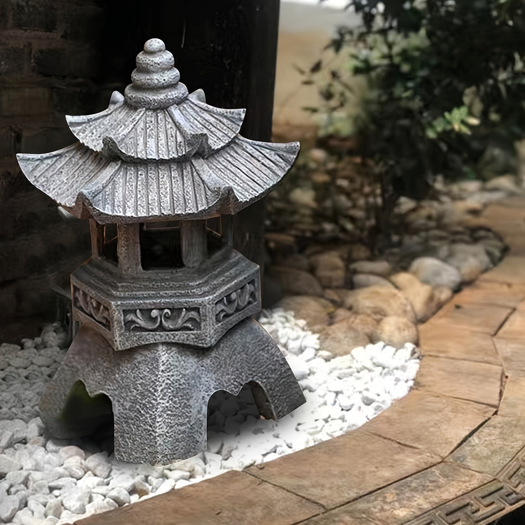 LumiLight - Solar Energy Pagoda Lantern Statue, Zen Decoration