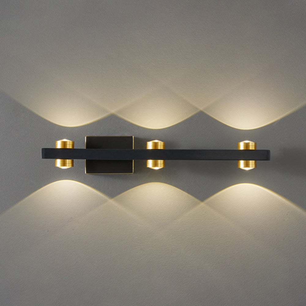 Freja - Lámpara de pared LED moderna, negro/dorado, baño, metal