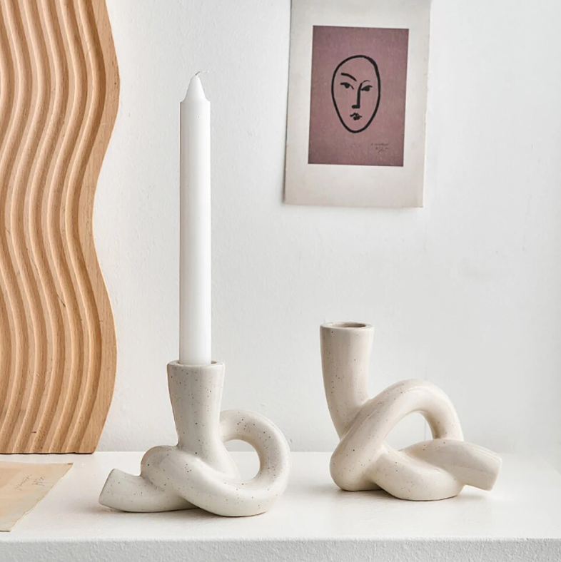 Modern Twisted Candlestick Lyra
