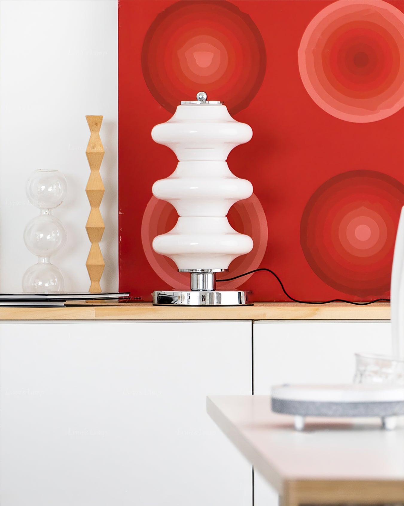 LumiGlas - Elegante Tafellamp met Glazen Lampenkap