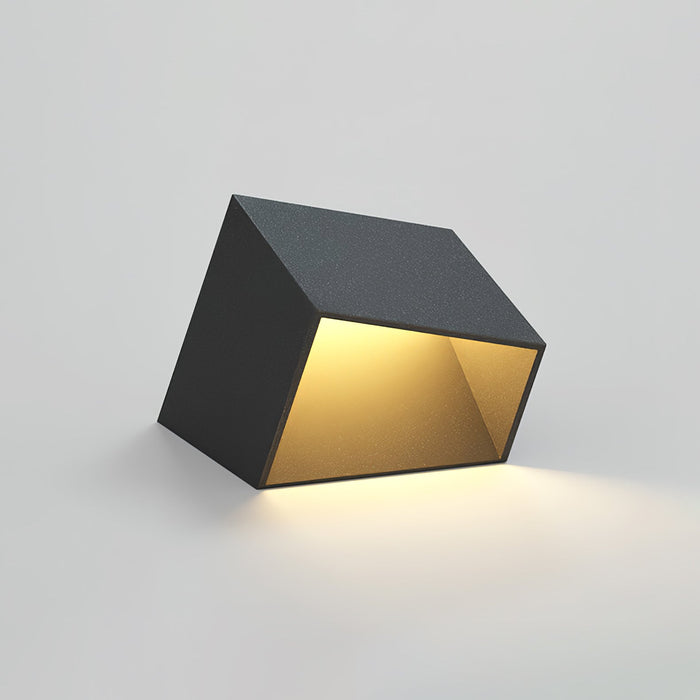 SolarCube - Modern Solar Lighting for the Garden – Cube-Shaped LED Outdoor Lamp with Warm White Light