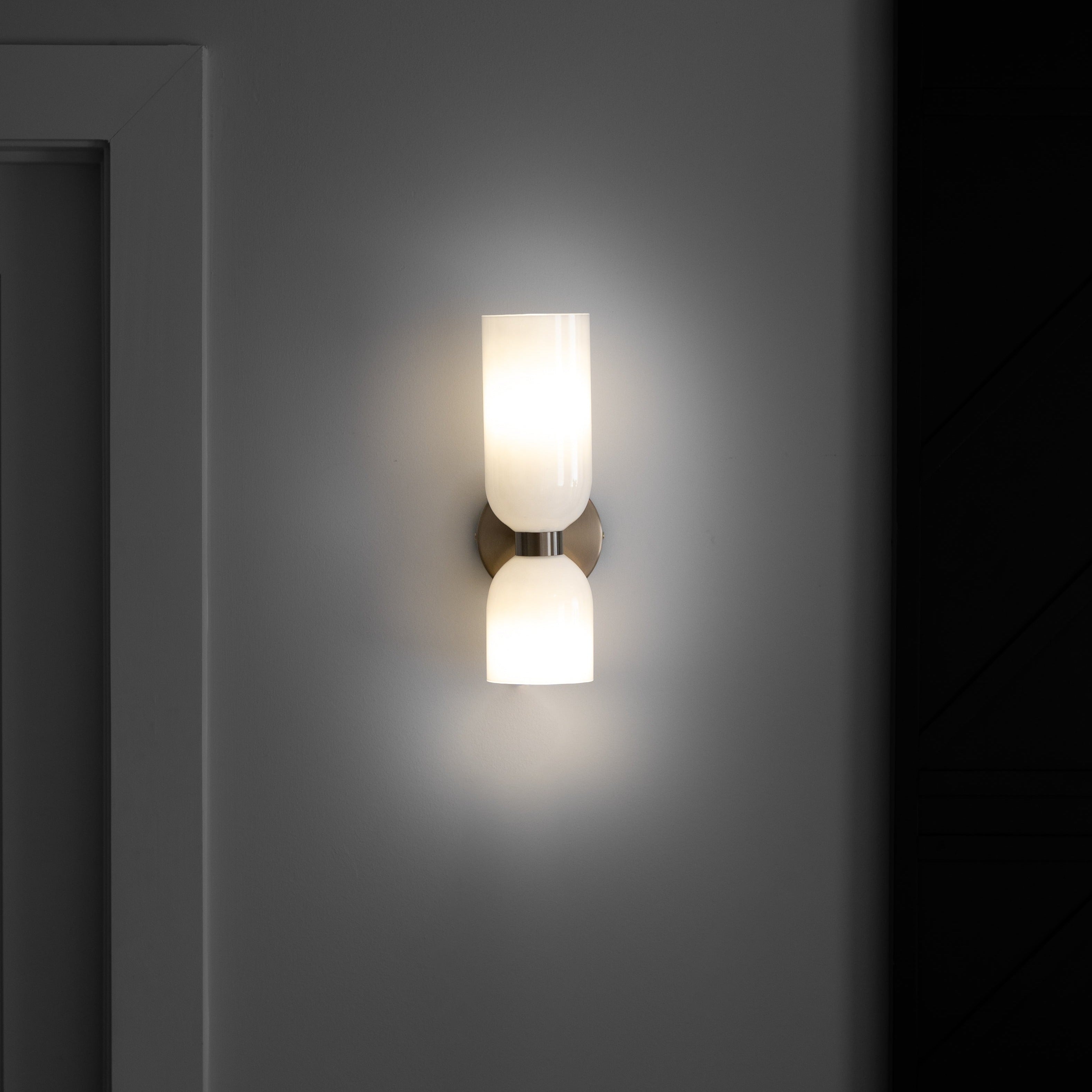 Magic In Milan Wall Lamp