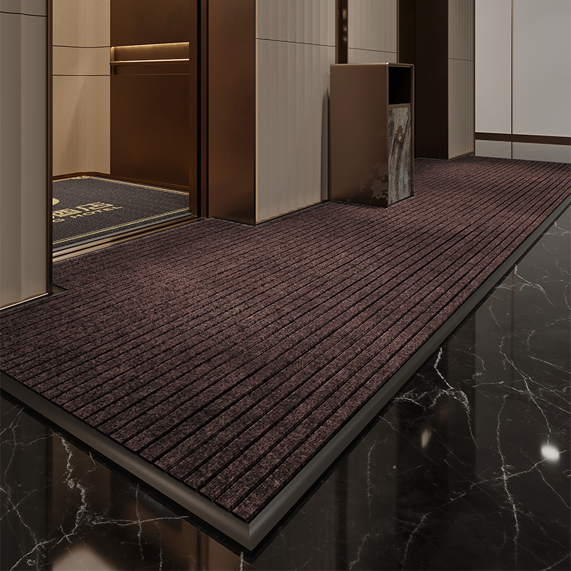 Tapete de Porta Exterior Antiderrapante Recolhedor de Sujidade Relva Borracha Perfil Baixo