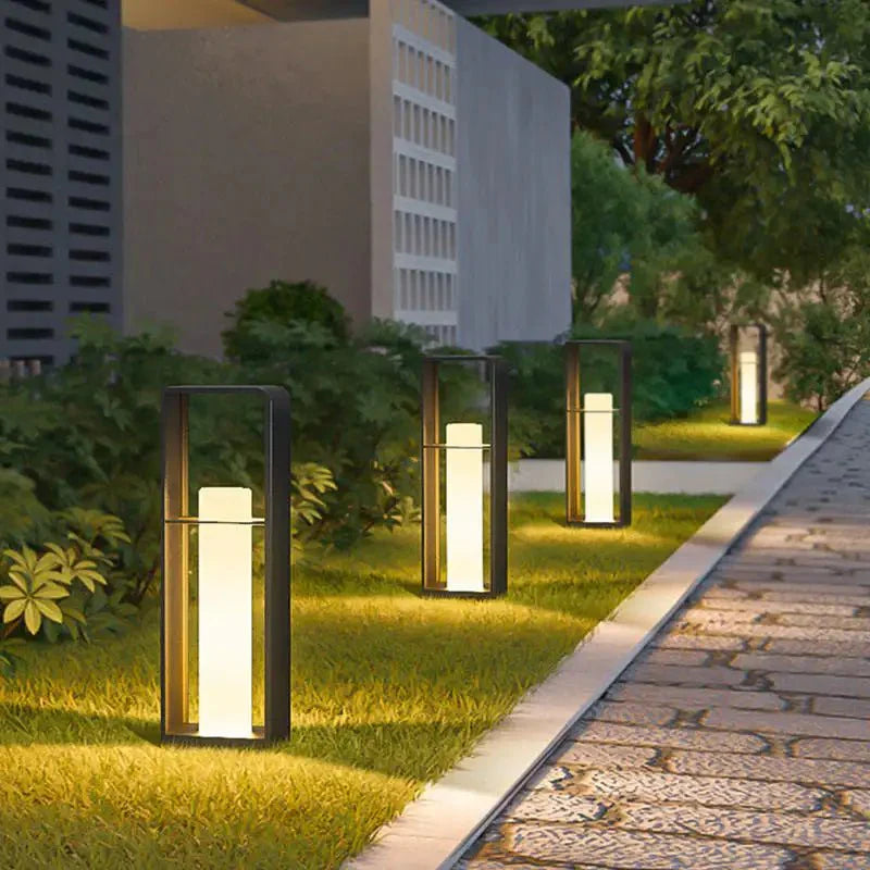 Garden Lantern - Solar Outdoor Lantern