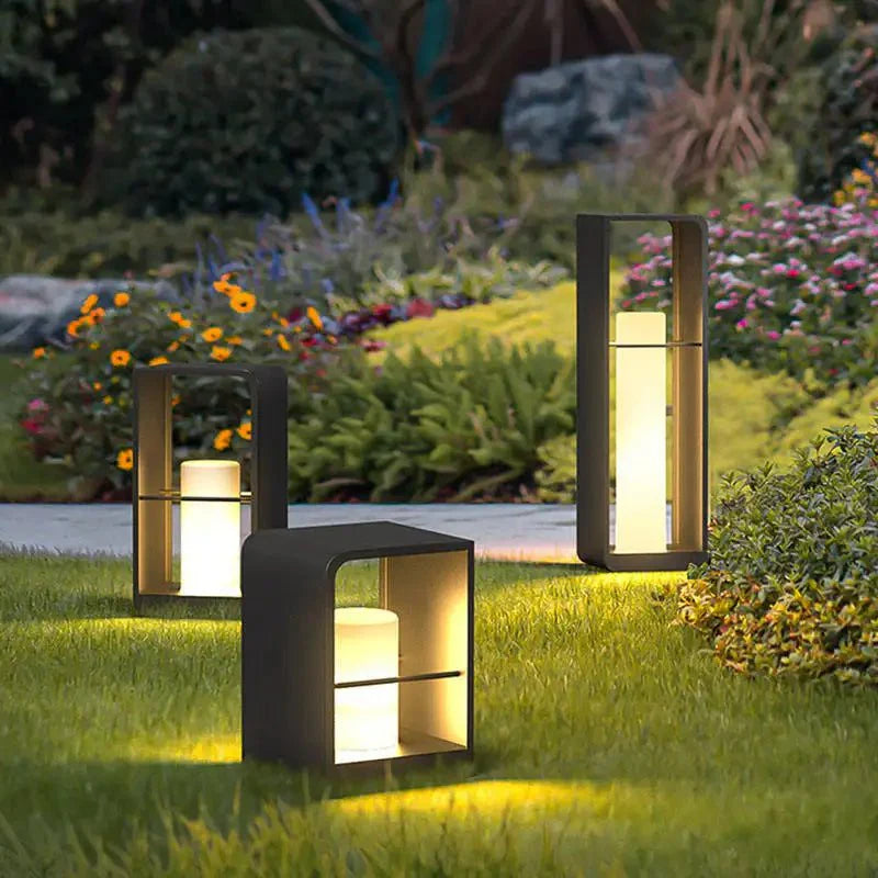 Garden Lantern - Solar Outdoor Lantern