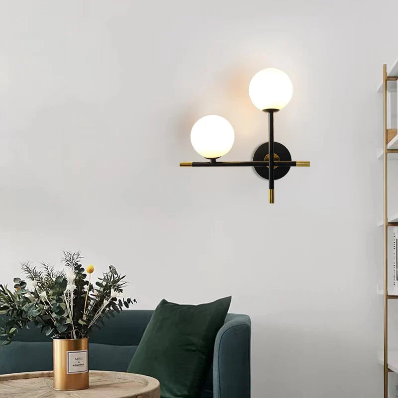 GlowLuxe - Lampada da parete LED moderna con globo di vetro