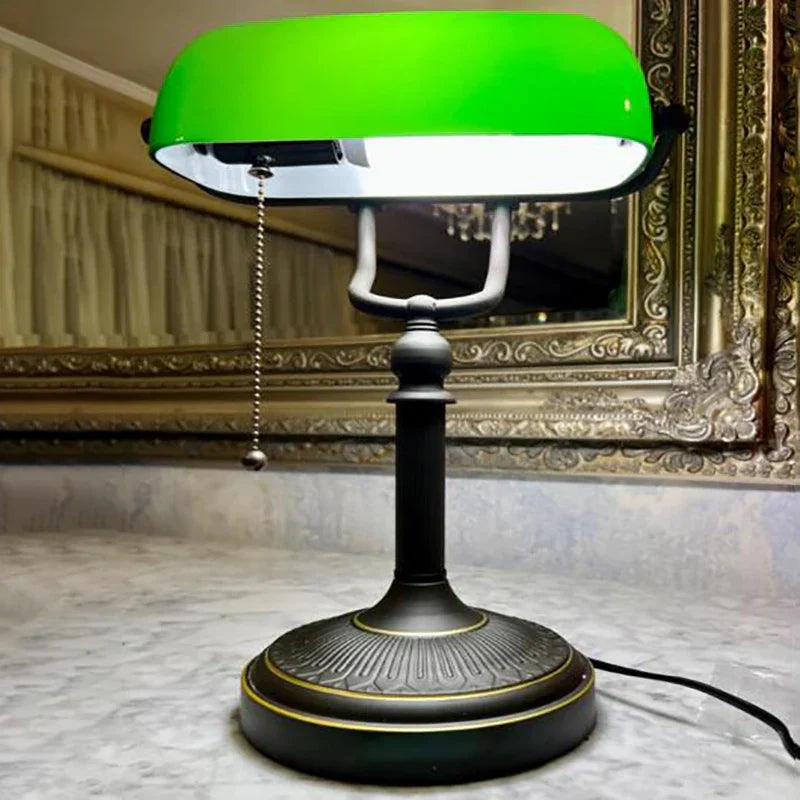 LumiBank - Klassieke Bankierslamp met Groen Glas in Retro Stijl voor Kantoor & Woonkamer
